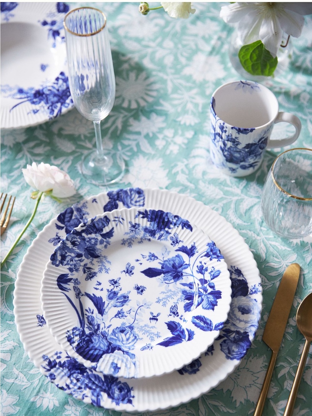 Anthropologie Abi Stoneware Dessert Plates - Set of 4